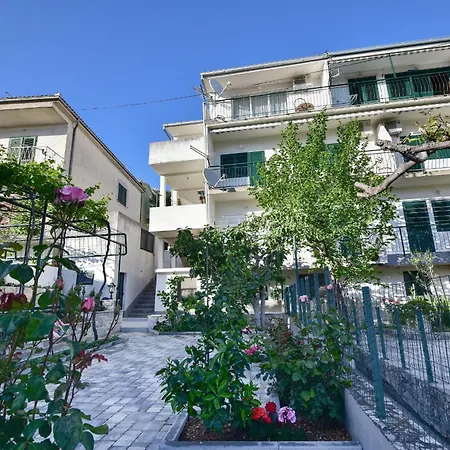 Vjeko Apartament Makarska
