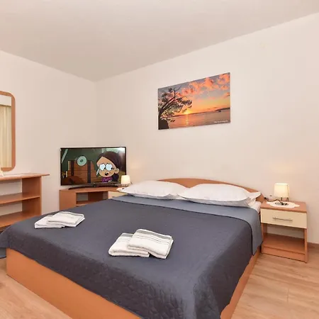 Apartamento Vjeko Makarska